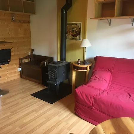 Maison Aux Volets Bleus מלון 3*