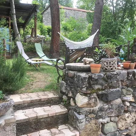 Maison Aux Volets Bleus 3*