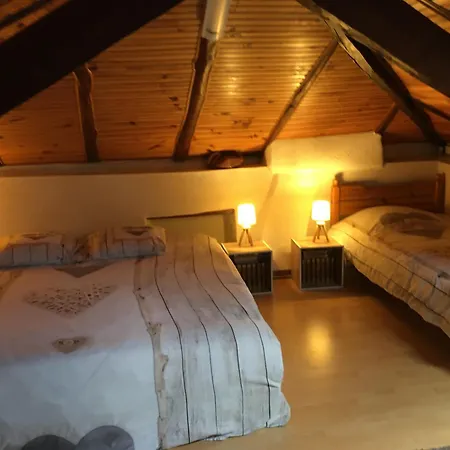 Maison Aux Volets Bleus 3*